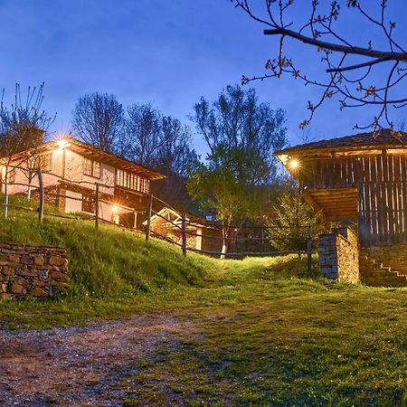 Authentic House With Stunning Mountain View - Karashka Villa Apriltsi  Exteriör bild