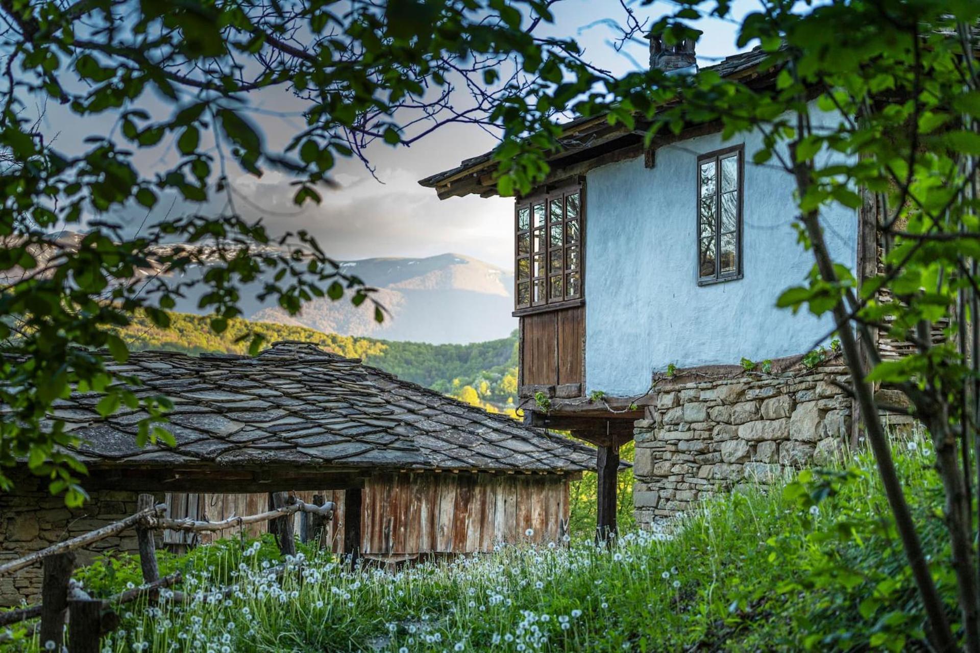Authentic House With Stunning Mountain View - Karashka Villa Apriltsi  Exteriör bild